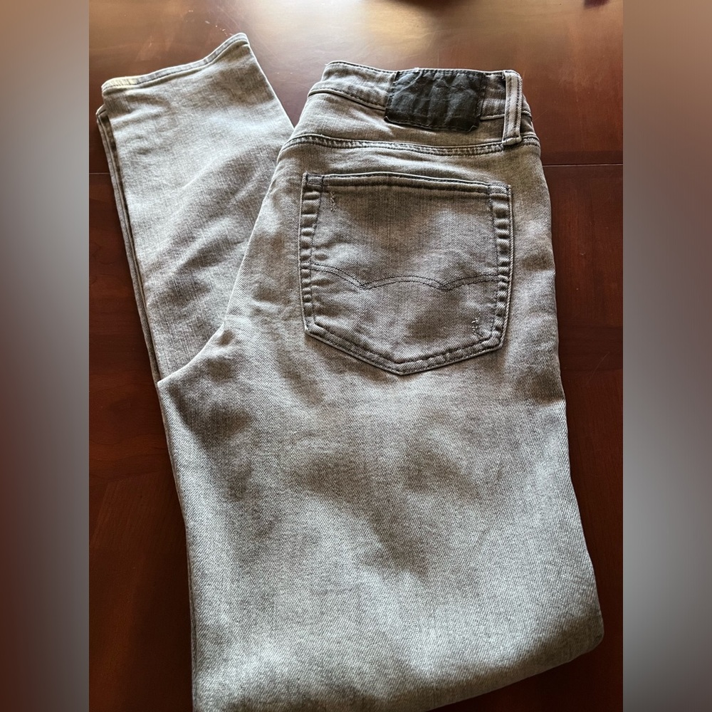 American Eagle gray jeans 31X 32